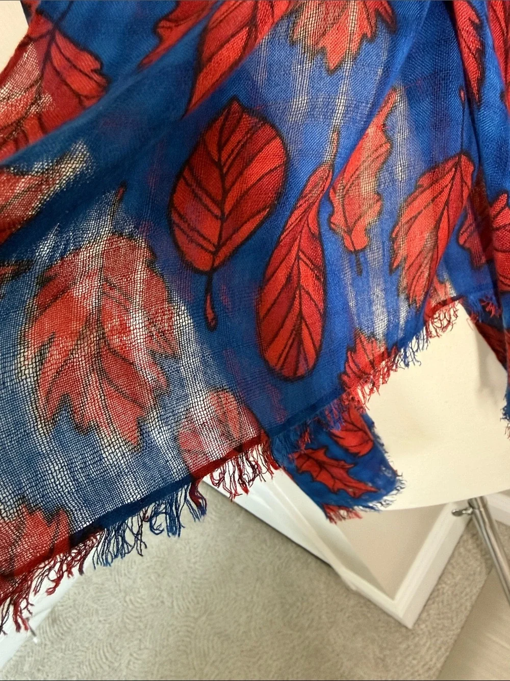 Royal blue and red leaf print casual scarf